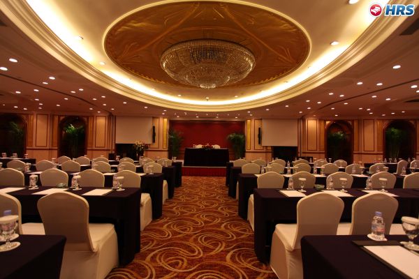 Guxiang Hotel Shanghai (Former Howard Johnson Plaza Shanghai)